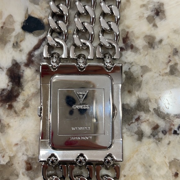 GUESS Watch⌚️ - Picture 6 of 9